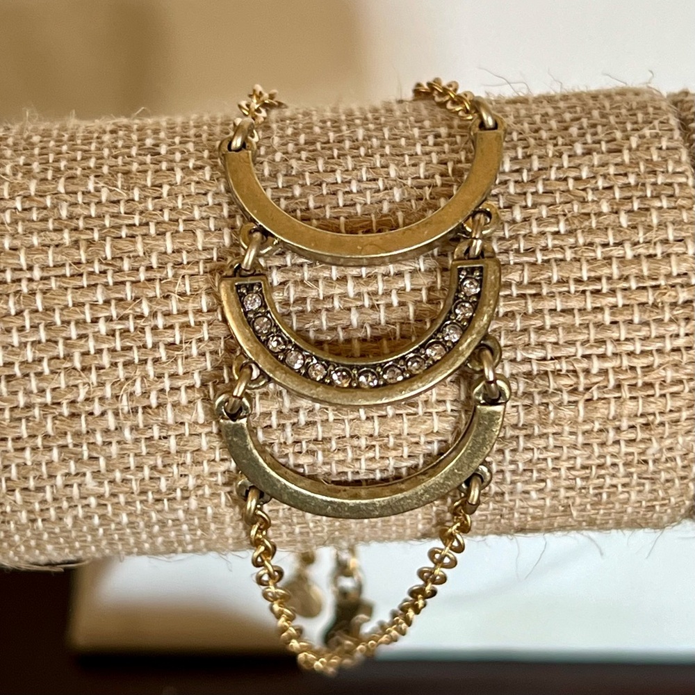 Chloe + Isabel Lunette Triple Crescent Bracelet